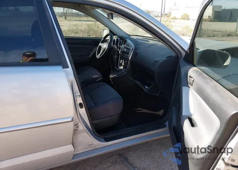 2005 Pontiac Vibe from USA, damaged, VIN 5Y2SL63835Z423775